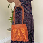 Load image into Gallery viewer, Beaded handbag - Orange
