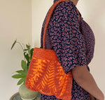 Load image into Gallery viewer, Beaded handbag - Orange
